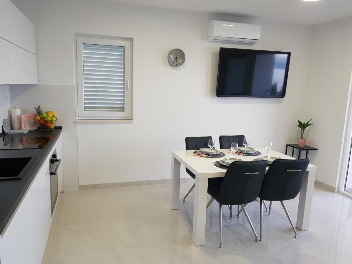 La Vista Apartments Mimice Dış mekan fotoğraf