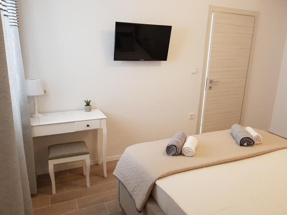 La Vista Apartments Mimice Dış mekan fotoğraf