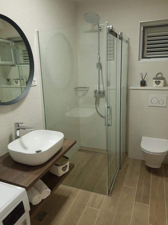 La Vista Apartments Mimice Dış mekan fotoğraf